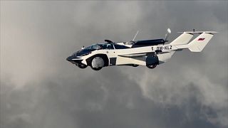 Slovak flying car gets approval from civil aviation regulators 