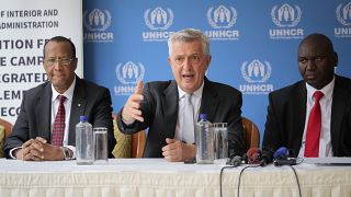 Sudan: Unless 'guns are silenced', 'exodus of people to continue', UN official warns