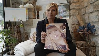 Families sue TikTok France over teen deaths 